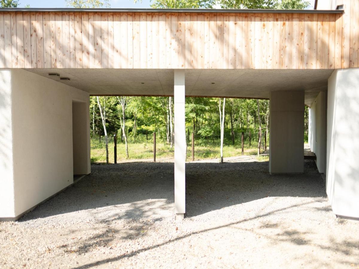 Coboushi ハナレ Guest House Niseko Bagian luar foto